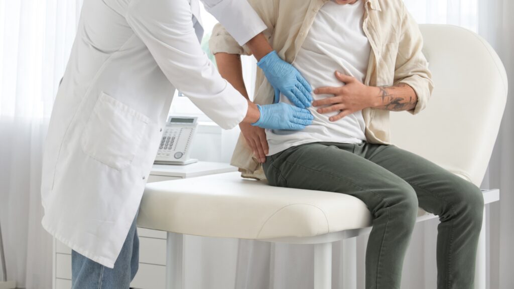 ¿Cuándo acudir al urólogo? Síntomas y prevención